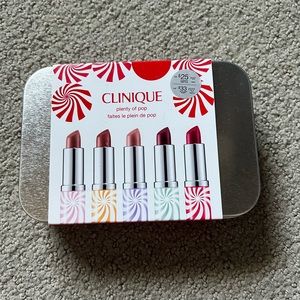 Clinique plenty of pop lipstick set